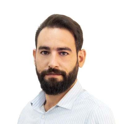 uc_stacked_images_elementor_21eb45f_item5