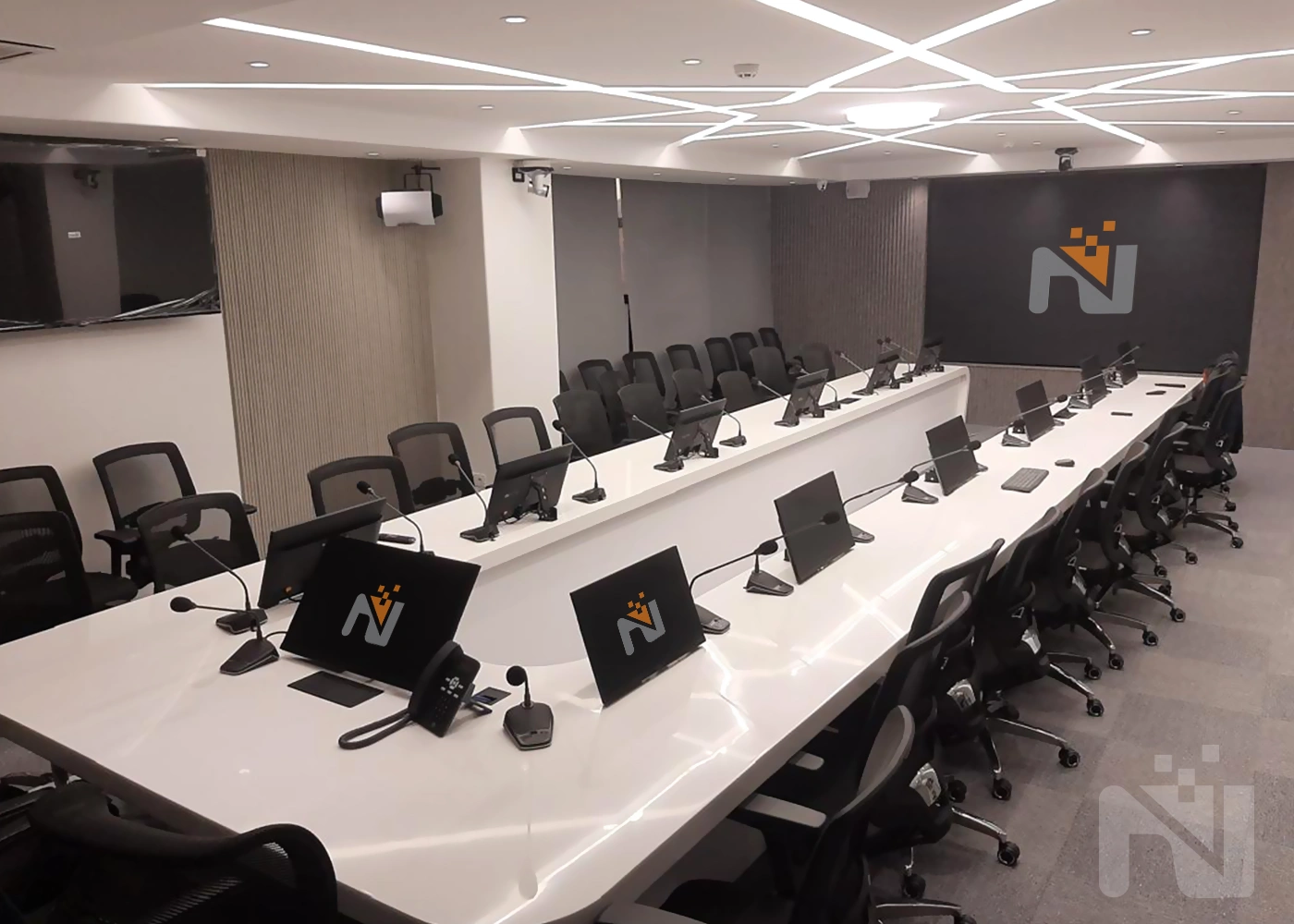 پروژه تجهیز اتاق کنفرانس